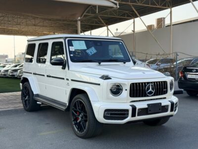 2019 Mercedes Benz G63AMG 4.0-liter V8 biturbo Engine White Black