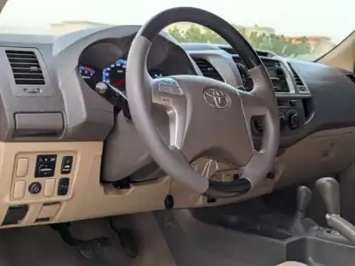 2013 Toyota Fortuner EXR 4 Cylinder Engine White Beige SUV GCC Specs