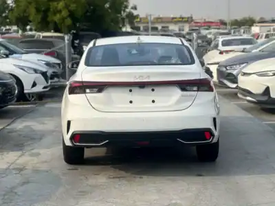 2025 Kia K3 Other K3 1.5L COMFORT 4 Cylinder Engine White Black Sedan