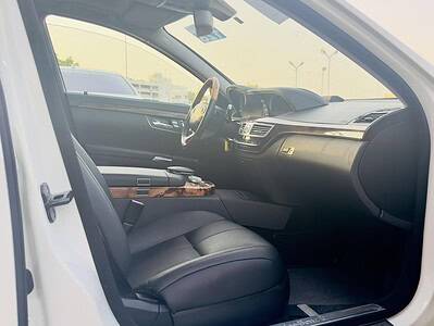 2007 Mercedes-Benz S 350 3.5 liters V6 Engine Petrol White Black Sedan