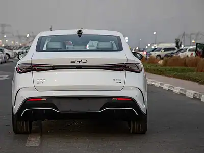 2025 BYD Seal 06 DM-i Hybrid PREMIUM EDITION SMART DRIVING 0KM White Grey