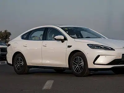 2025 BYD Seal 05 DM-i Hybrid PREMIUM EDITION 0KM White Grey Sedan