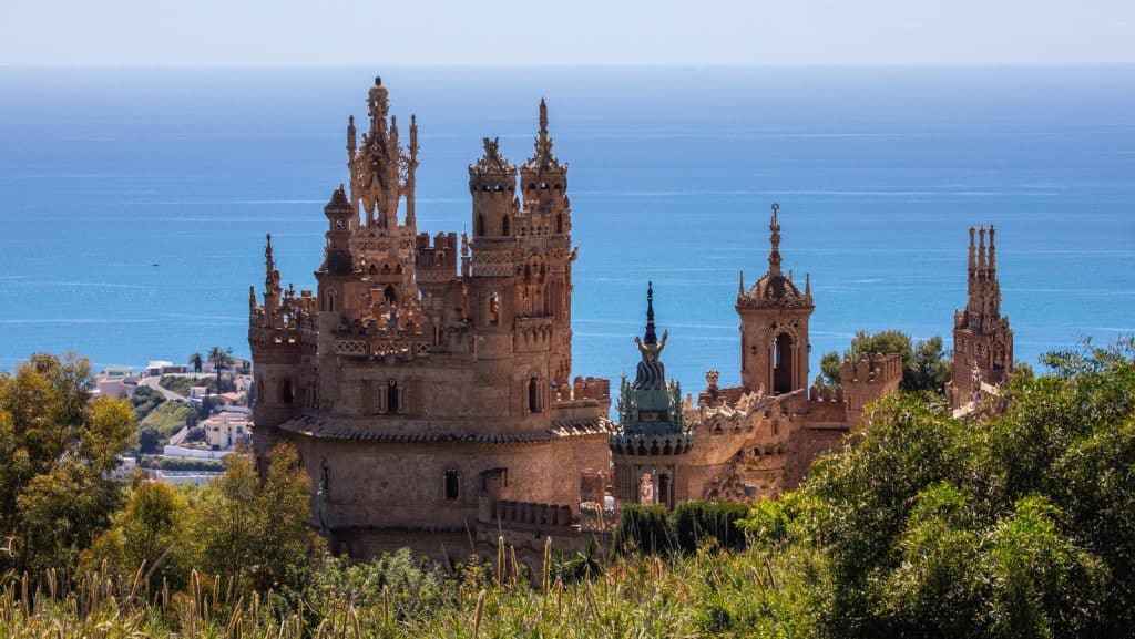 Castillo Colomares i Benalmádena Pueblo