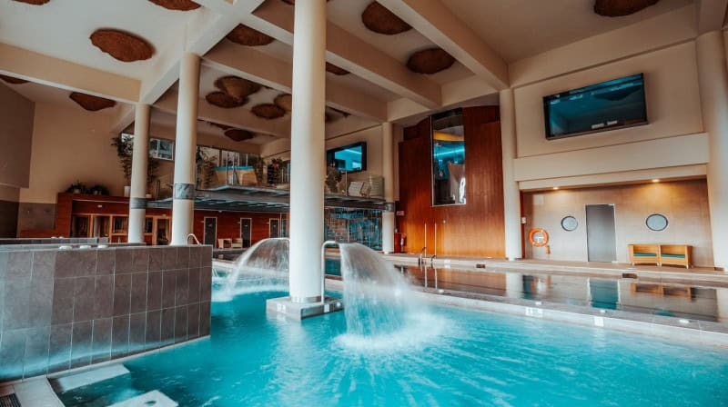 Moderne villaer og lejligheder i luksuriøse omgivelser i Reserva del Higuerón