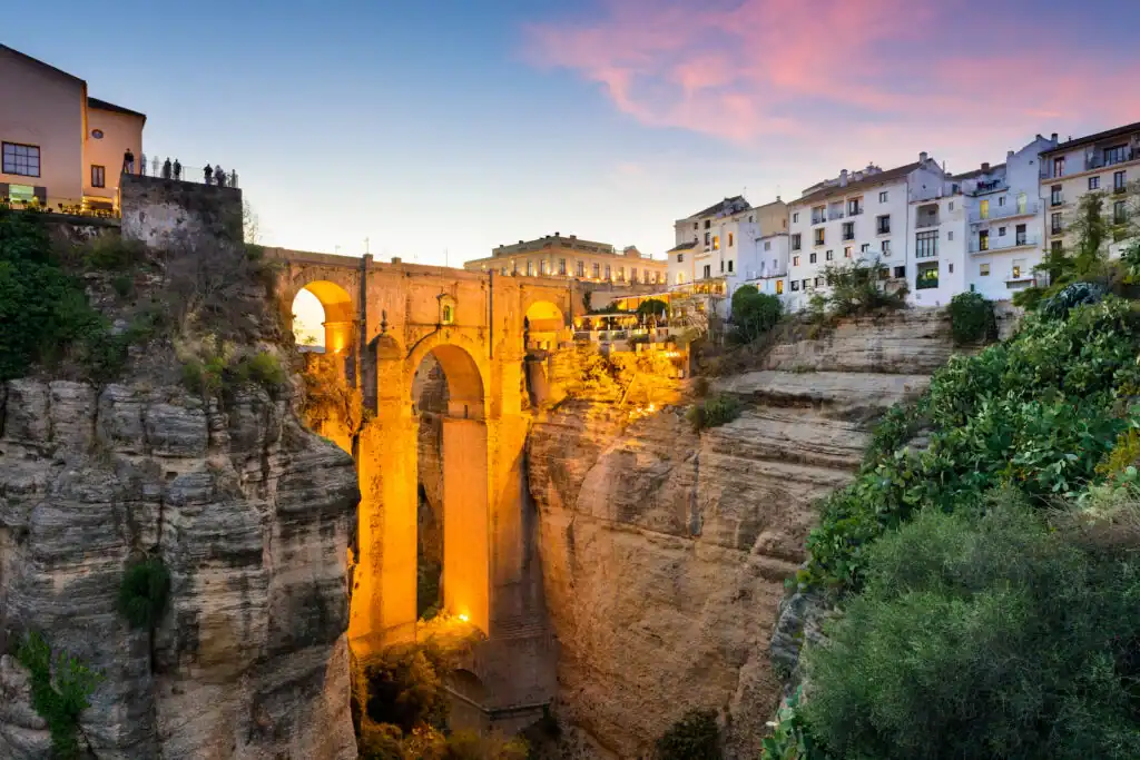 Historiske gader i Málaga centrum i Andalusien