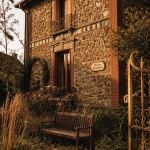 maison meulière avantage inconvénient façade pierres jardin