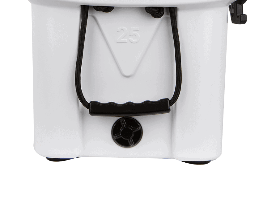 white ranger 25 side with handle and plug