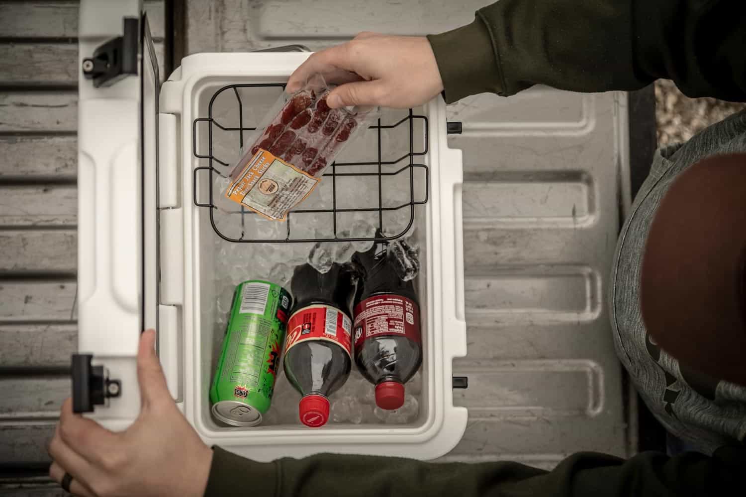 basket-cooler.jpg cooler with drinks and basket