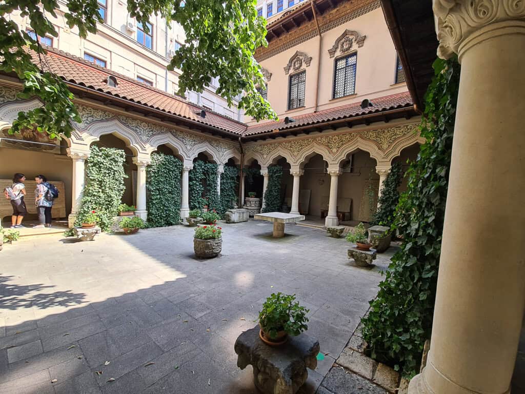 Stavropoleos monastery's courtyard