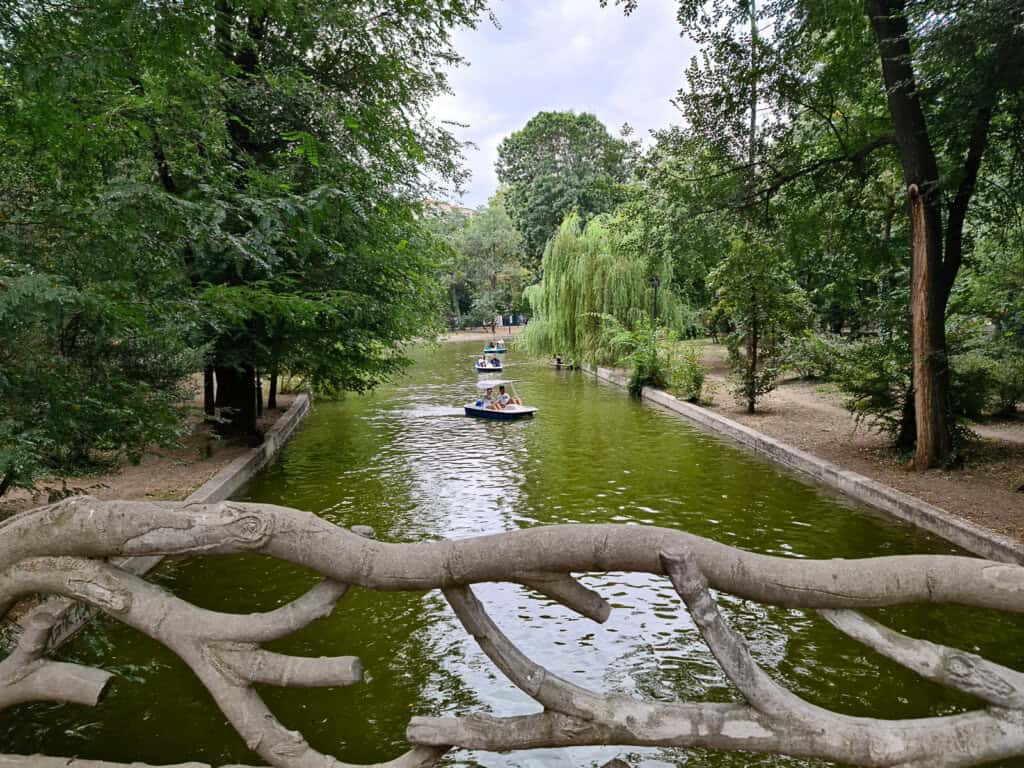 The lake in Cismigiu Gardens