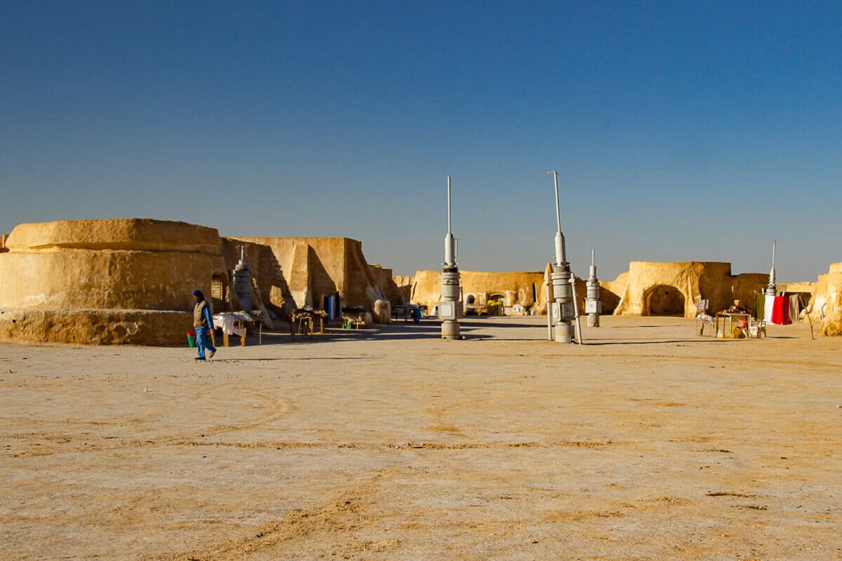Iconic sci-fi architecture at the Mos Espa film set in the Tunisian desert – one of the top places to visit in Tunisia for Star Wars fans and movie location hunters.