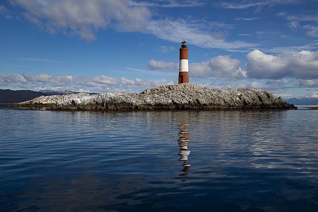 Faro Les Aclaireurs is one of the things to see on a Beagle Channel boat tour.