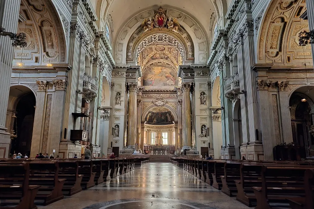 Interior of Bologna’s St. Peter Cathedral (Cattedrale Metropolitana di San Pietro), located near Bologna Centrale and known for its Baroque architecture.