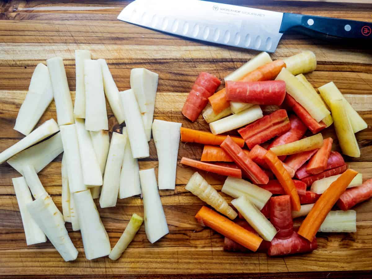carrots-parsnips-sliced-on-cutting-board