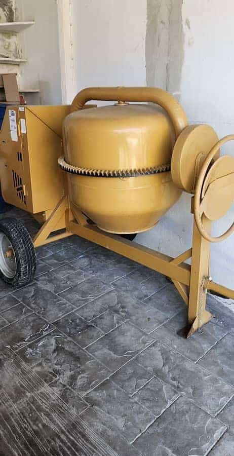 Maquinarias.pro - Mezcladora de concreto portátil amarilla, ideal para obra, fácil de operar y transportar, fabricación de maquinaria pesada, equipo de construcción industrial.