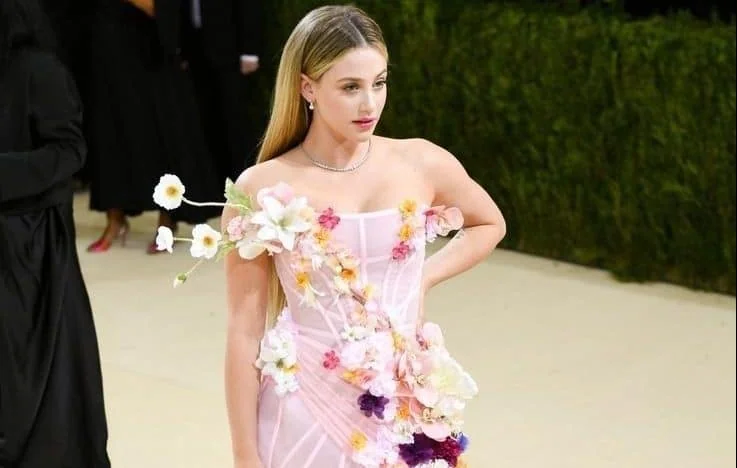 Lili Reinhart’s Bio Age Net Worth Height Weight Family