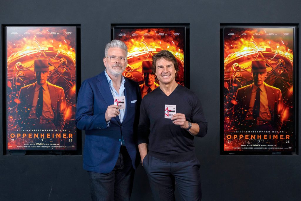 Tom Cruise's Viewing Schedule