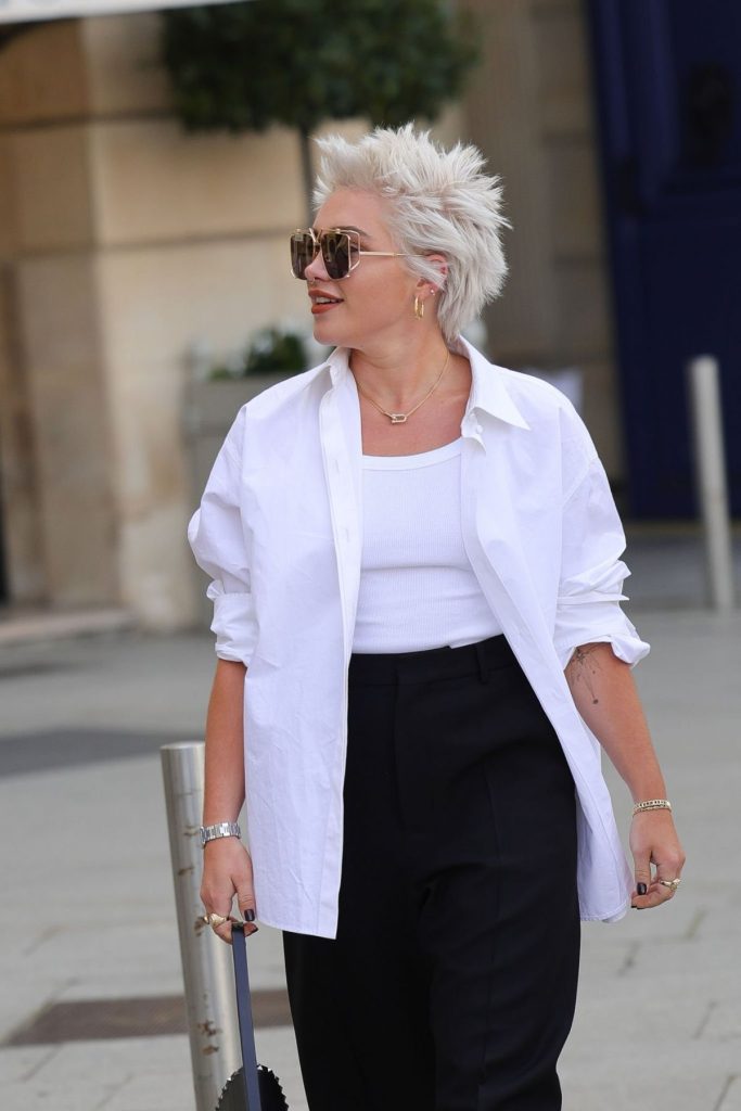 Florence Pugh in Paris new