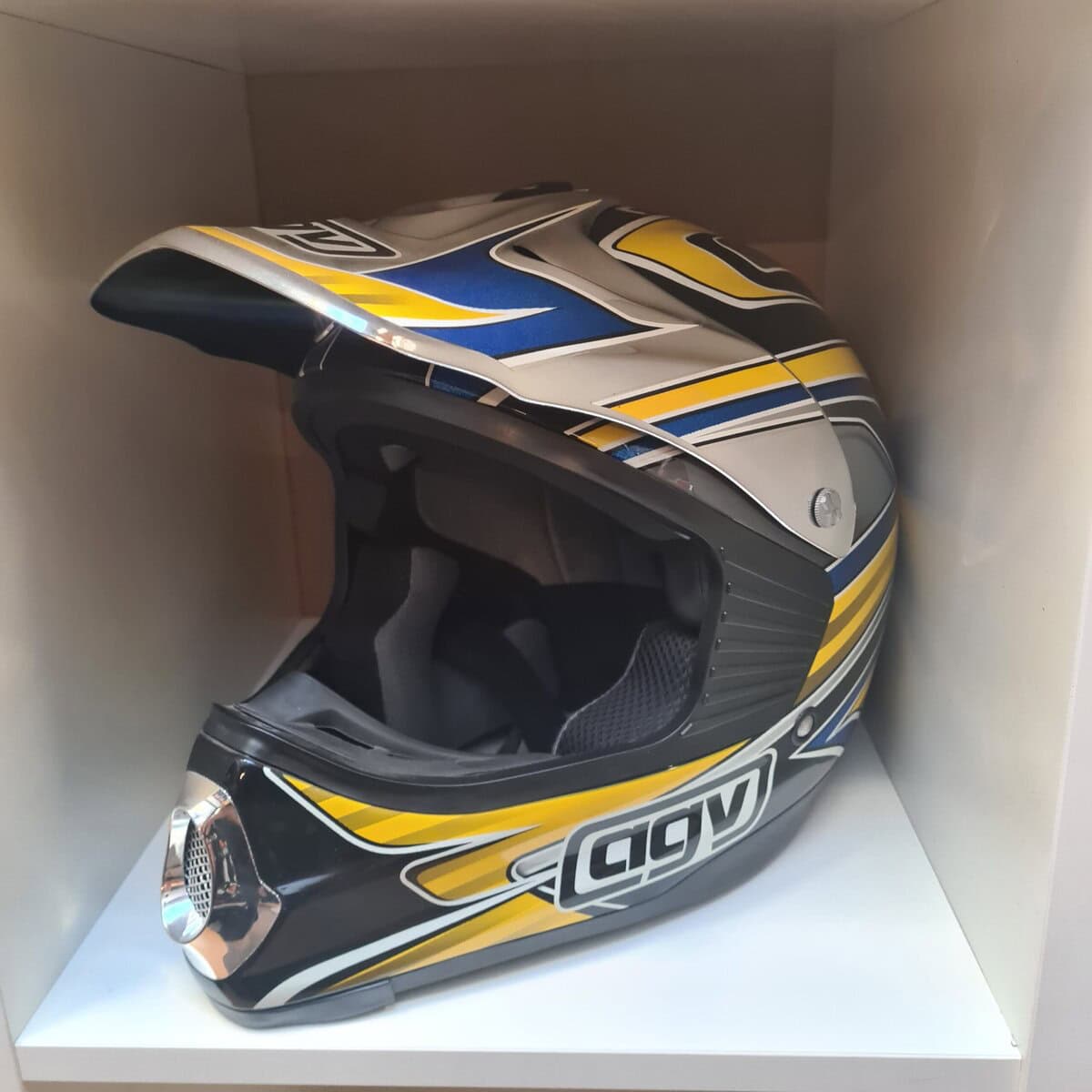 AGV AX-7 CHROMO BLACK/YELLOW/BLUE #M