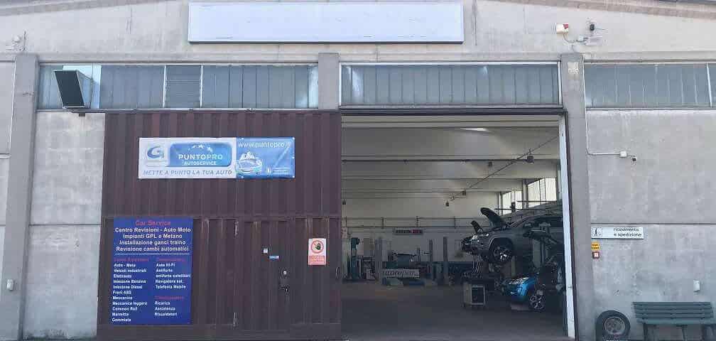 Benvenuti nel nostro centro di riparazione e manutenzione automobilistico