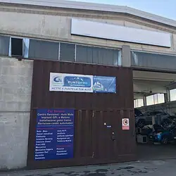 Benvenuti nel nostro centro di riparazione e manutenzione automobilistico