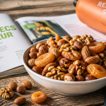 regime et fruits secs bol sur table