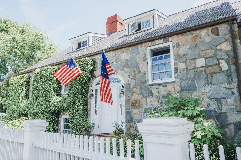 what to do in Mystic CT