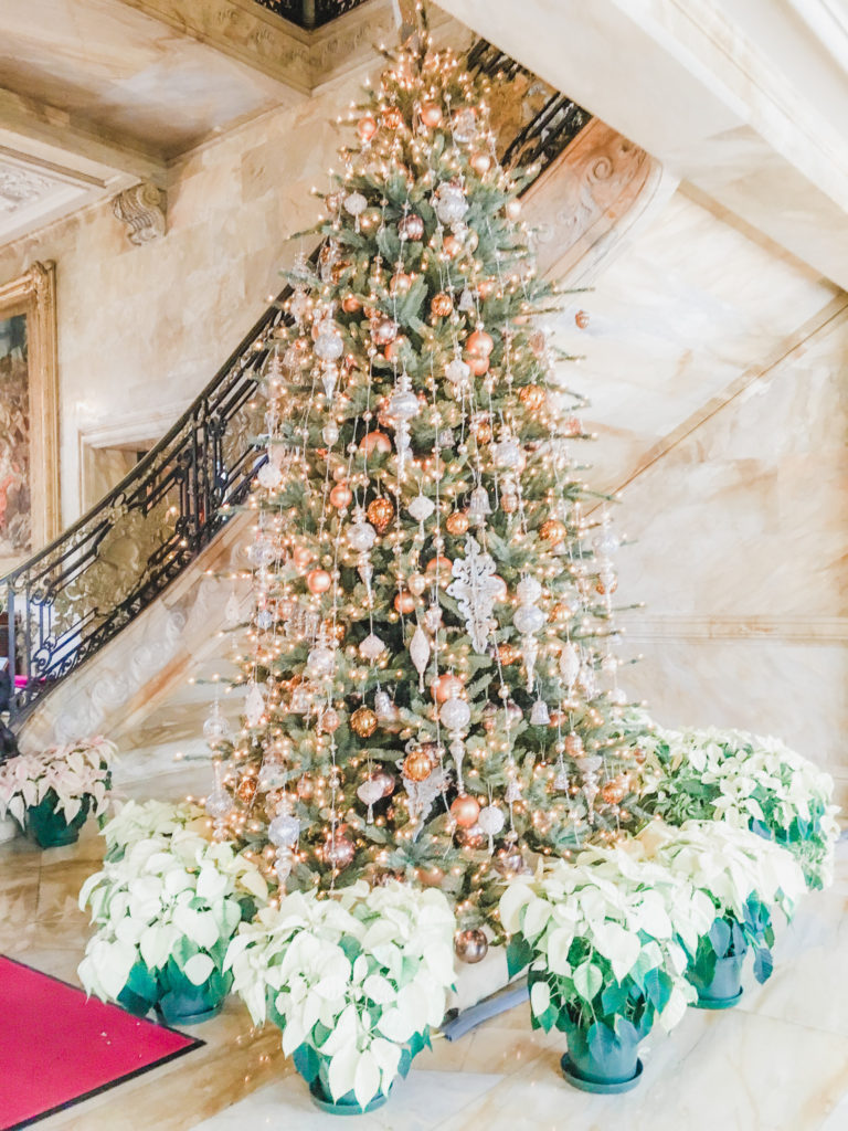 Here are the best things to do in Newport Rhode Island in the winter and how to visit the gilded mansions at Christmas!