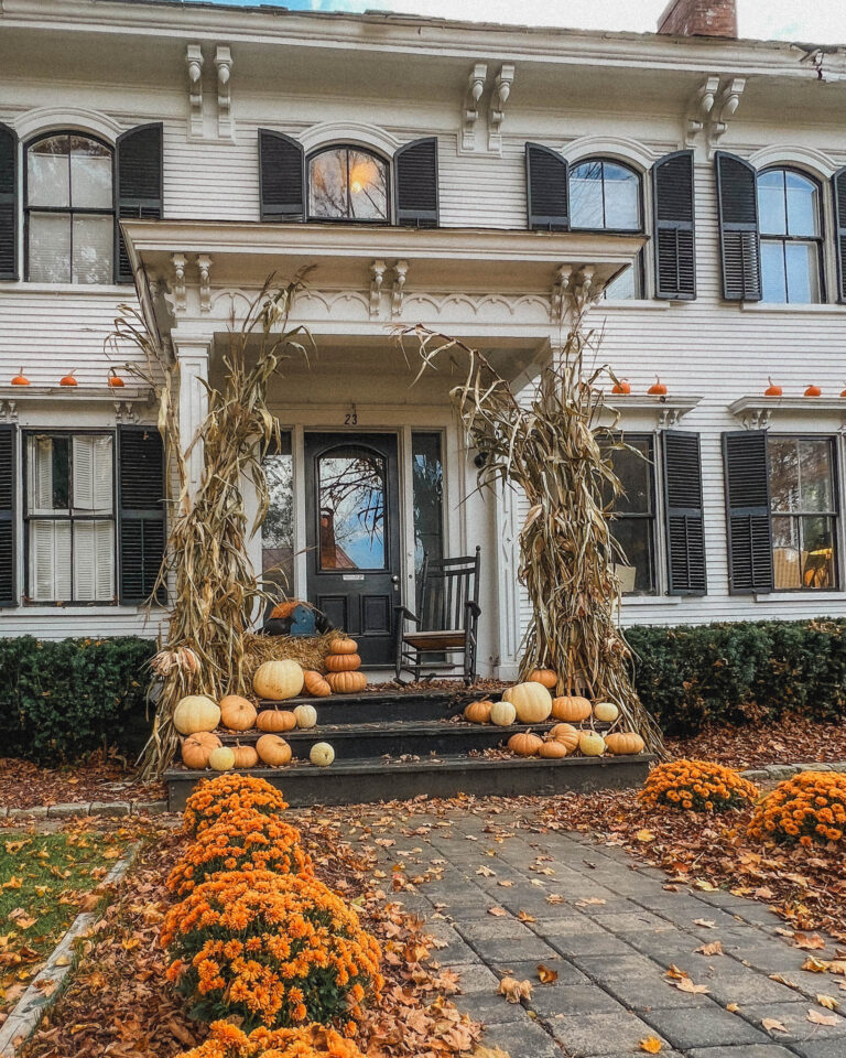 Planning a trip to Vermont and looking for the best places to stay in Vermont? Here are the best boutique hotels in Vermont!