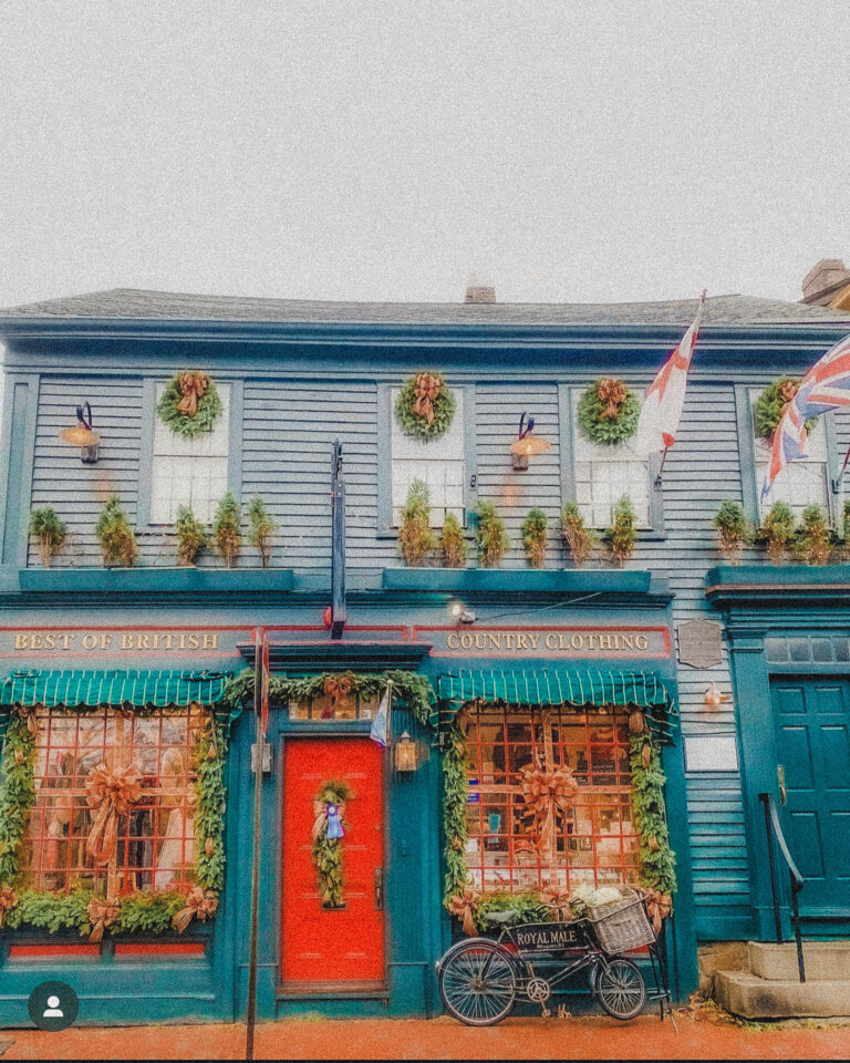 Here are the best things to do in Newport Rhode Island in the winter and how to visit the gilded mansions at Christmas!