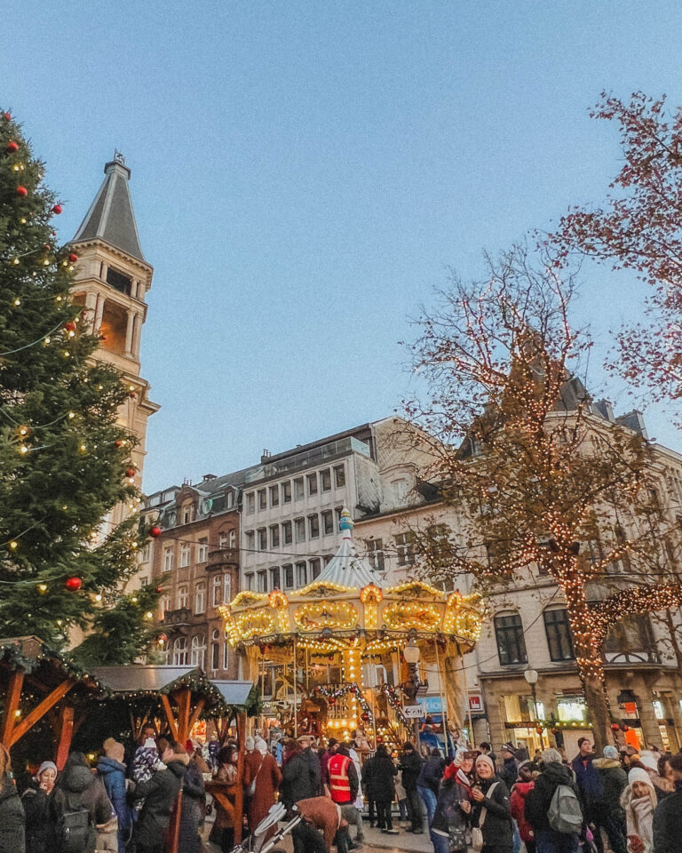 This country may be small, but has small crowds and more intimate Christmas markets. Here's a guide to the Luxembourg Christmas markets!