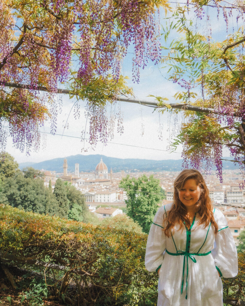 where you can find wisteria in Florence, Italy