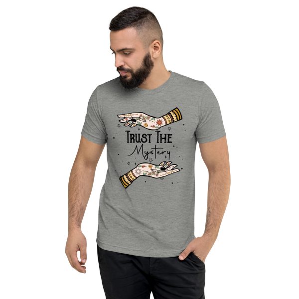 Trust the Mystery | Short sleeve t-shirt