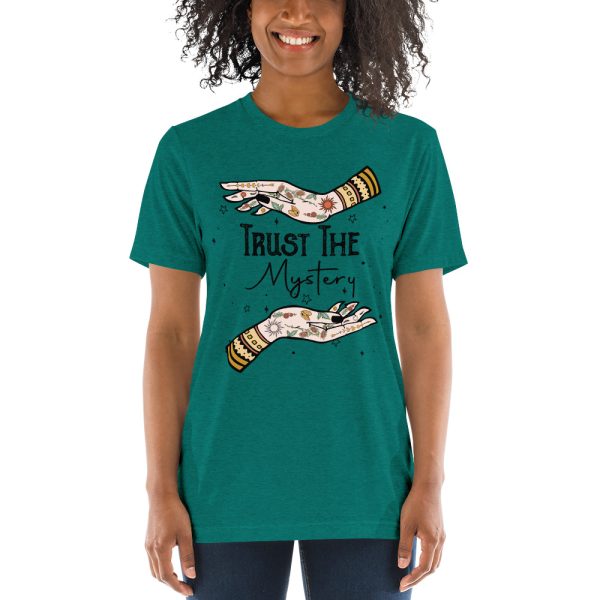 Trust the Mystery | Short sleeve t-shirt