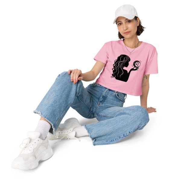 Leo woman | Women’s crop top