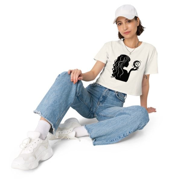 Leo woman | Women’s crop top