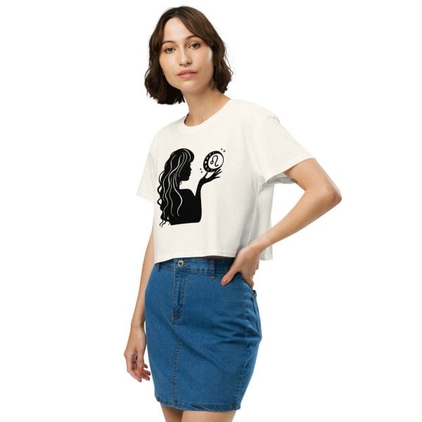 Leo woman | Women’s crop top