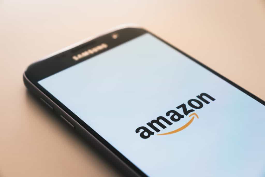 Sosiyete ya Amazon, yari igiye kwitwa "Cadabra"