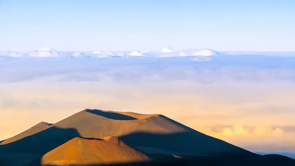Umusozi muremure ku isi ni Mauna Kea.