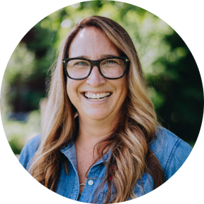 Headshot of Stephanie Woods