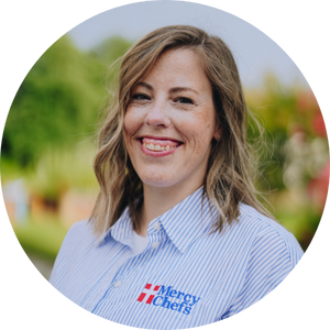 Headshot of Laura Thomas