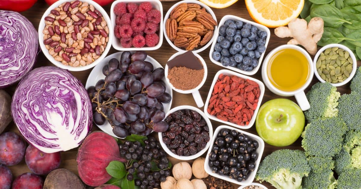 High antioxidants foods and effect on immune system