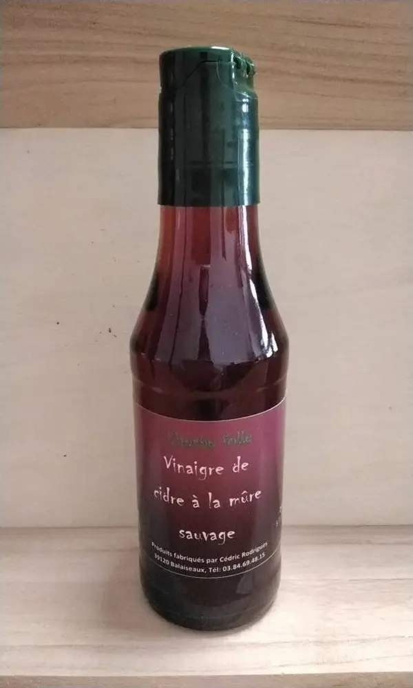 Vinaigre de cidre a la mûre sauvage