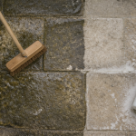 nettoyage dalle terrasse javel effets et alternatives