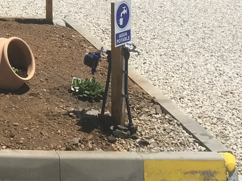 Sistema de suministro de agua potable en área de camping MiluCar Torrox-Costa.