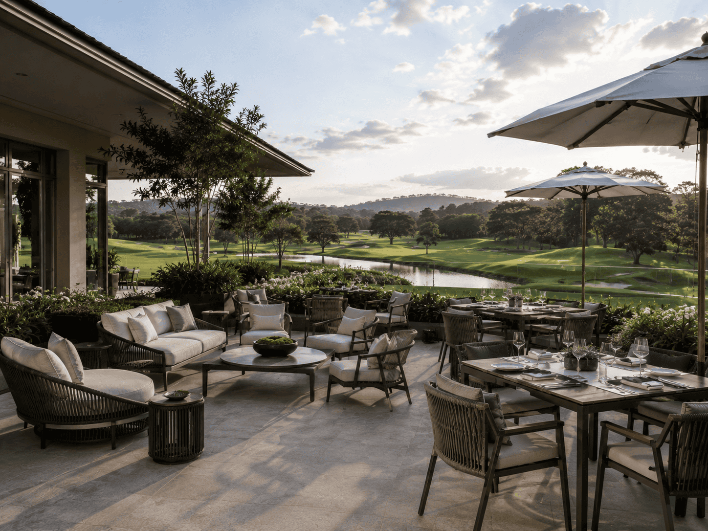 Golf & Country Clubs