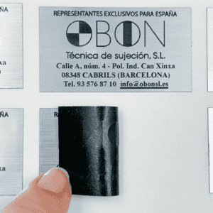 Adhesivos metalizados grabados en láser