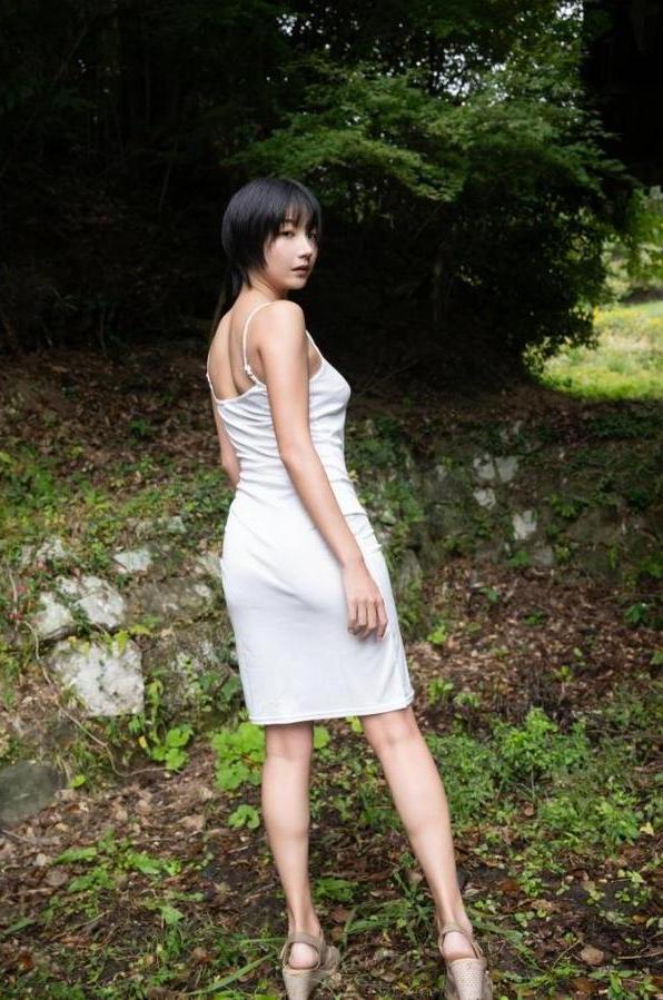 Redemance. 大塚びる 【ヌード写真集】FANZA限定特別カット付き