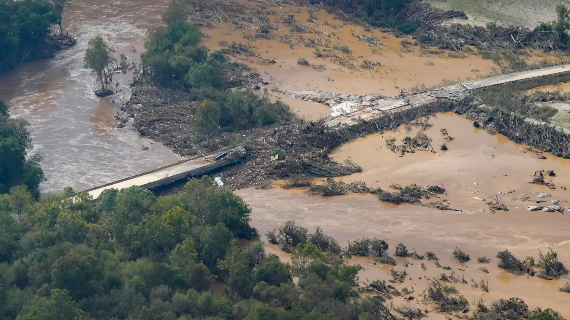 66f8cee80bdd90.88015860 Image pulled from: https://www.kron4.com/news/national/ap-dozens-dead-and-millions-without-power-after-helenes-deadly-march-across-southeastern-us/