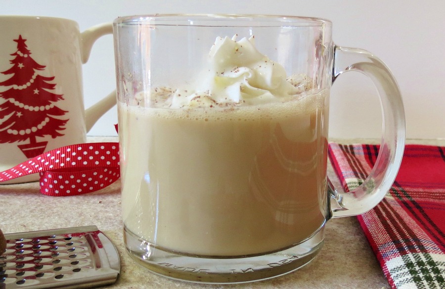 eggnog latte holiday drinks